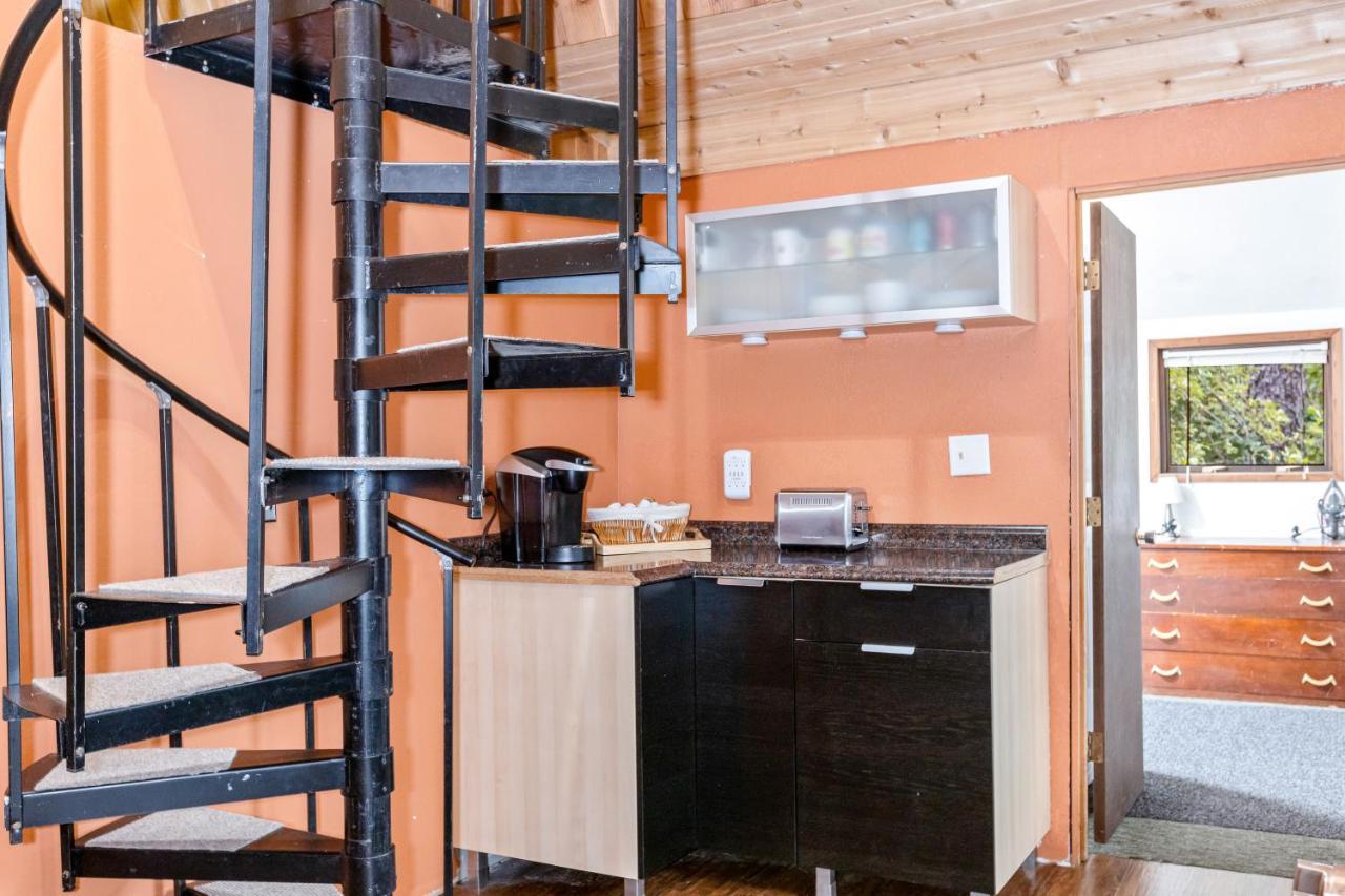 Alpine Meadows Cabin เกิร์ดวูด ภายนอก รูปภาพ