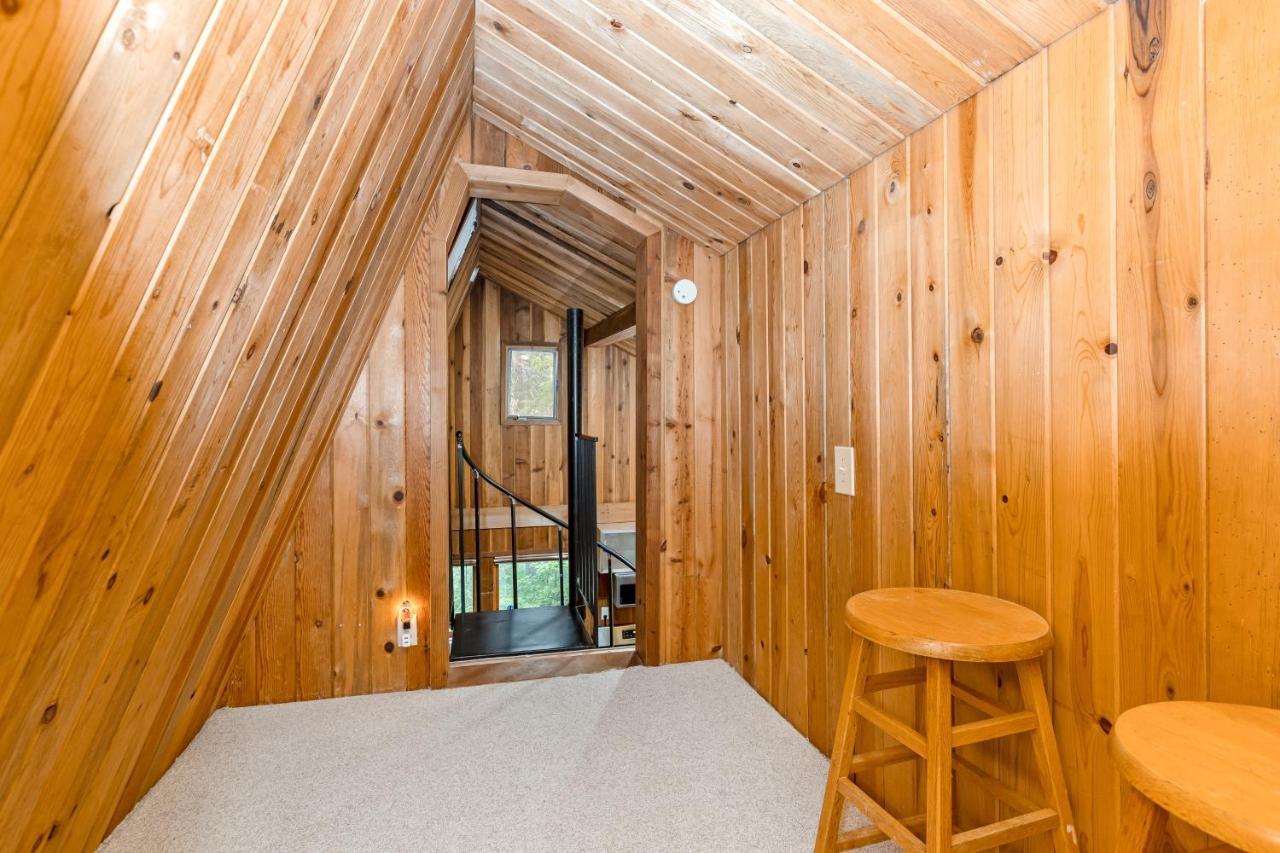Alpine Meadows Cabin เกิร์ดวูด ภายนอก รูปภาพ